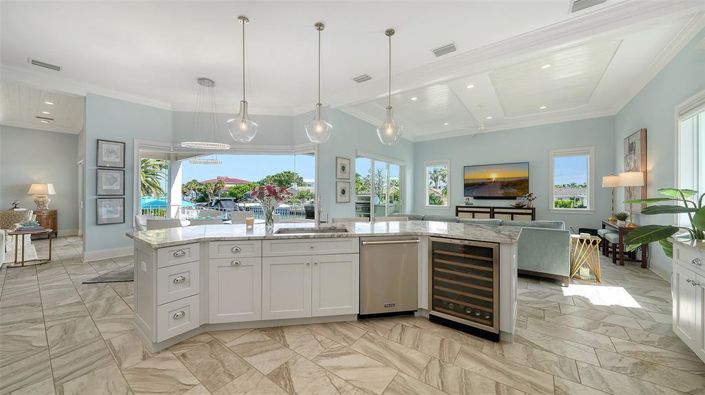 Image No.57-4 Bed Property for sale