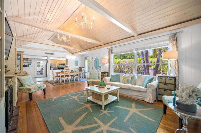 Image No.11-3 Bed Property for sale