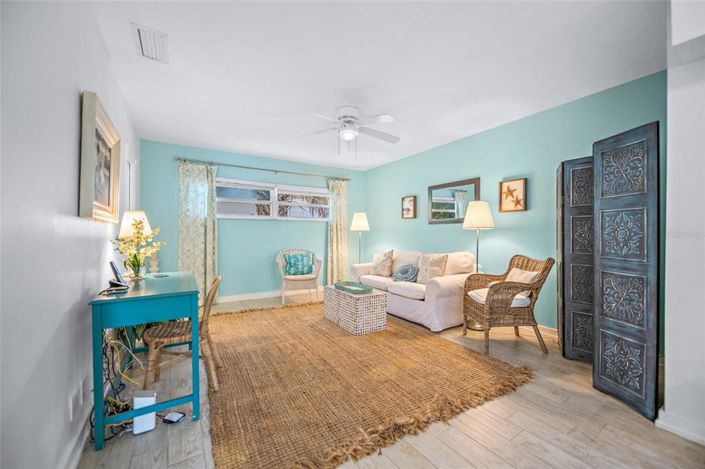 Image No.19-3 Bed Property for sale