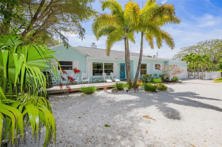 Image No.5-3 Bed Property for sale