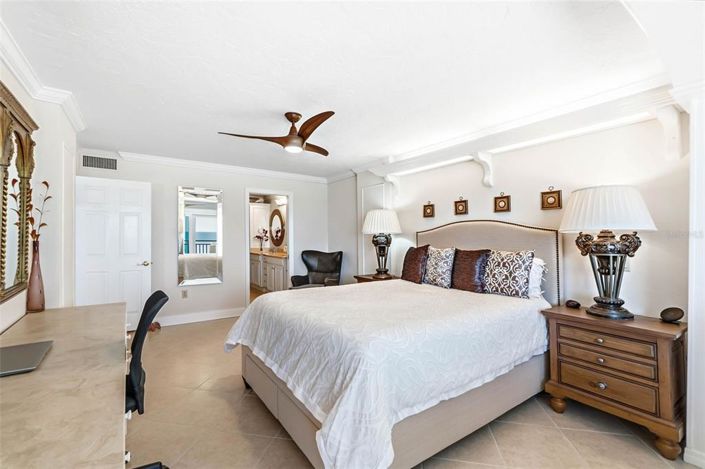 Image No.18-2 Bed Property for sale