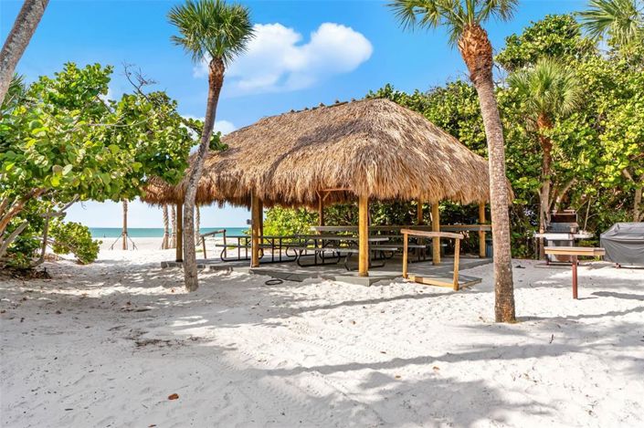 Image No.47-2 Bed Property for sale