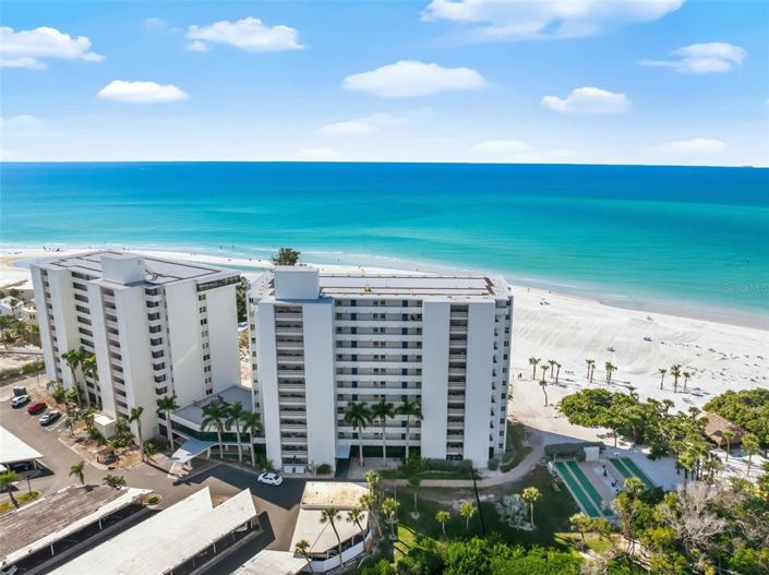 Image No.53-2 Bed Property for sale