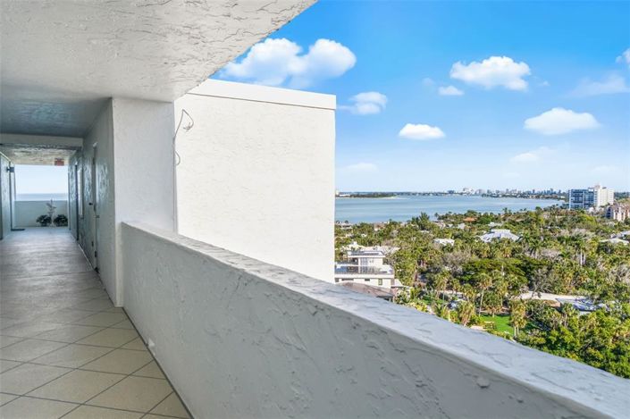 Image No.57-2 Bed Property for sale