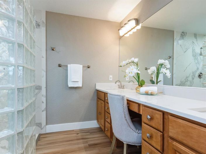 Image No.16-3 Bed Property for sale