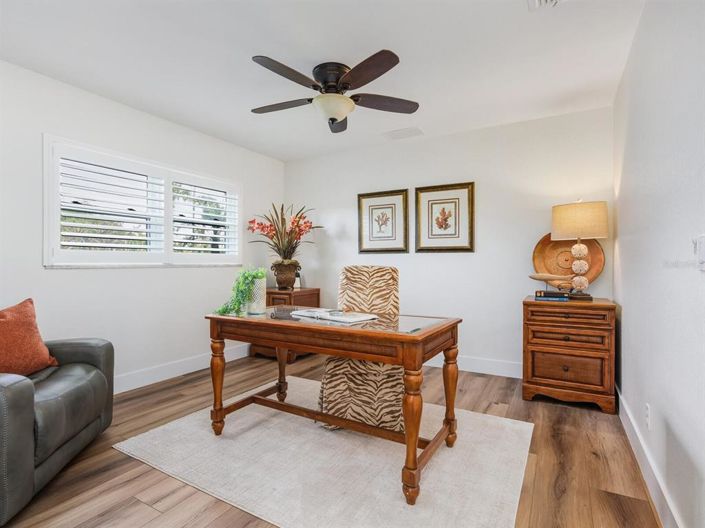 Image No.23-3 Bed Property for sale