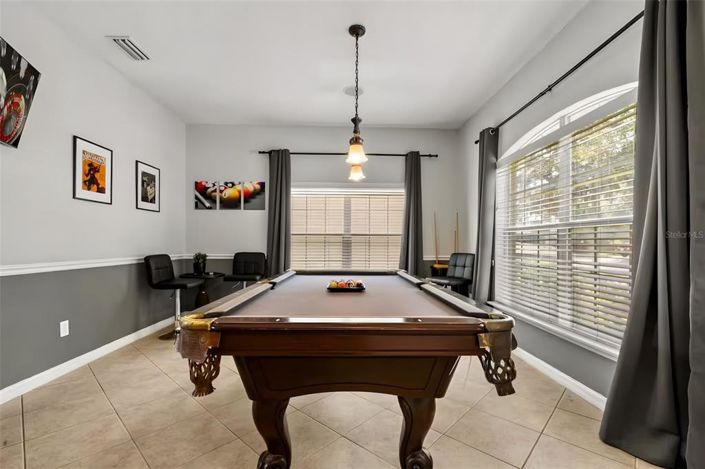 Image No.11-6 Bed Property for sale