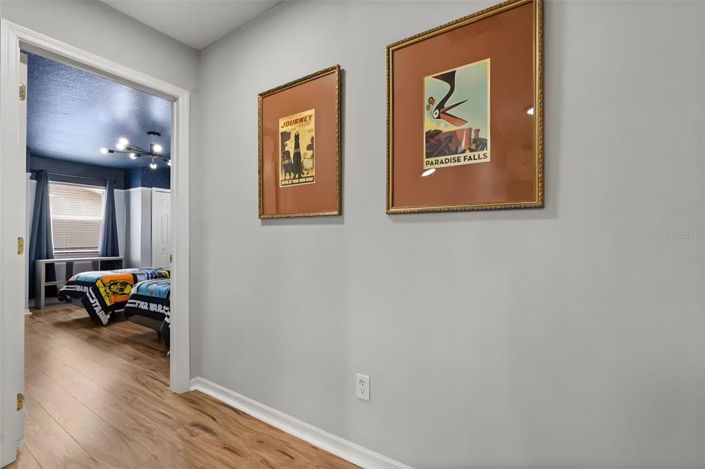 Image No.18-6 Bed Property for sale