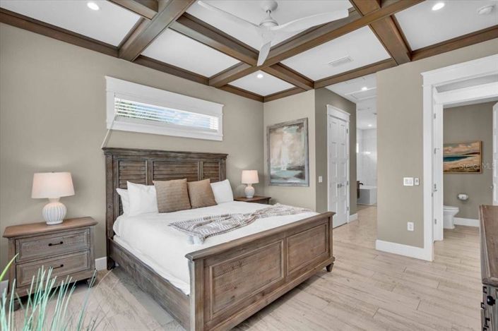 Image No.45-9 Bed Property for sale