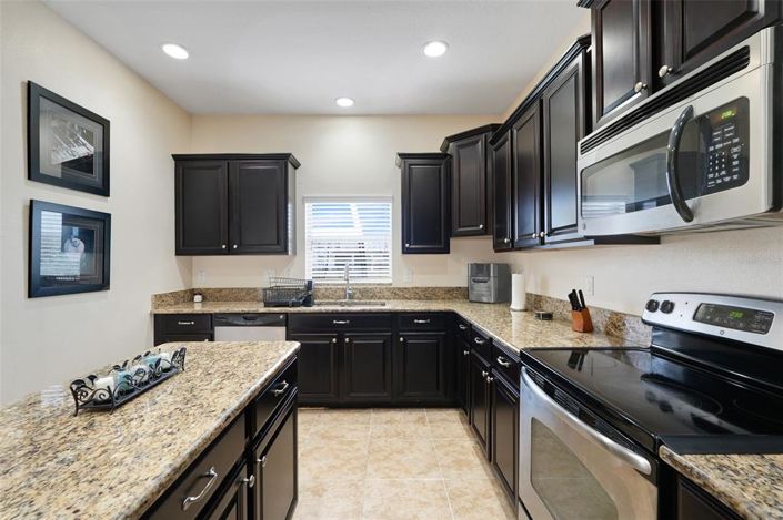 Image No.15-4 Bed Property for sale