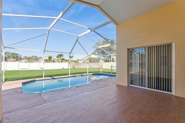 Image No.17-4 Bed Property for sale