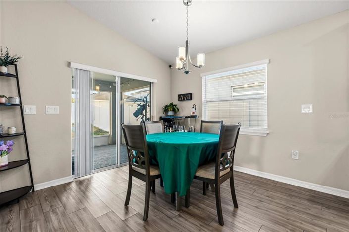 Image No.11-Propriété de 4 chambres à vendre à Davenport