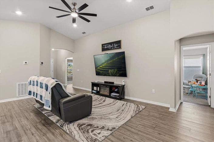 Image No.4-Propriété de 4 chambres à vendre à Davenport