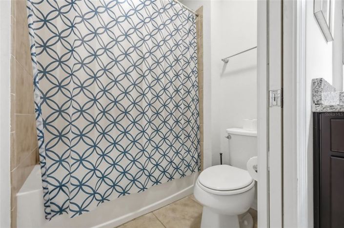 Image No.27-5 Bed Property for sale