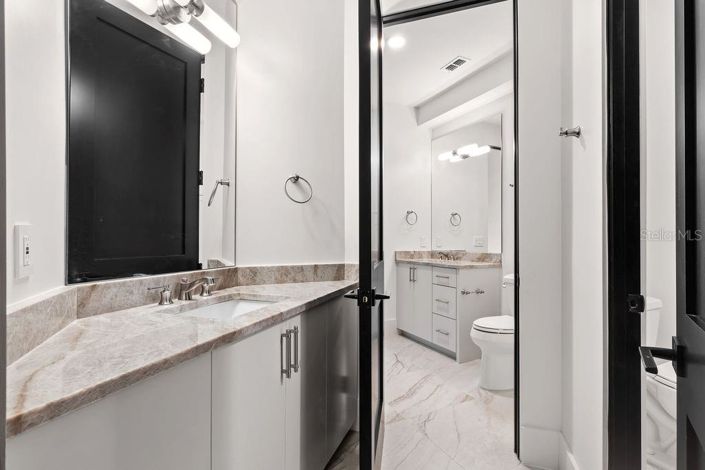 Image No.41-7 Bed Property for sale