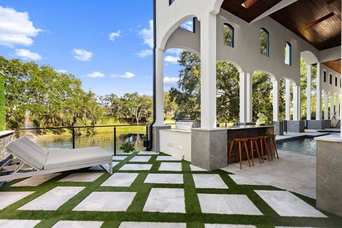 Image No.50-7 Bed Property for sale