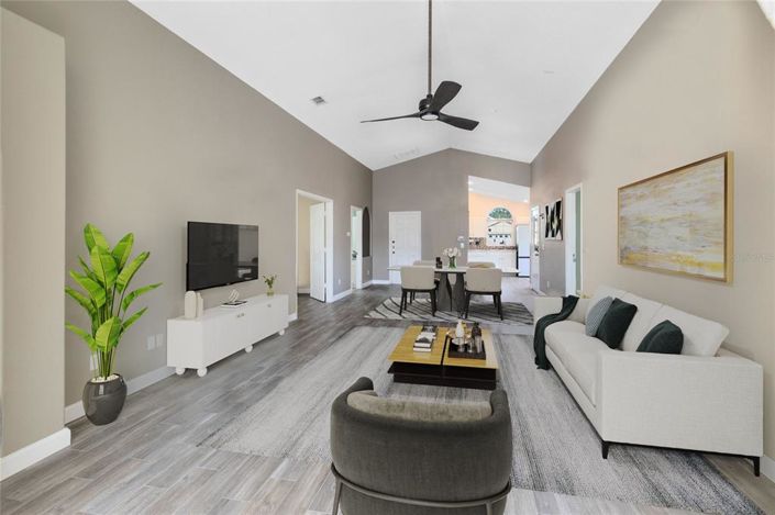 Image No.4-5 Bed Property for sale