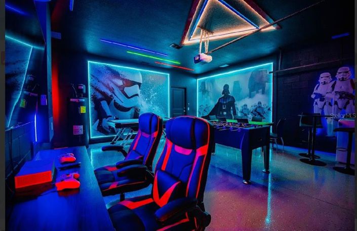 Image No.5-10 Bed Property for sale