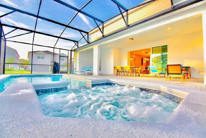 Image No.51-10 Bed Property for sale