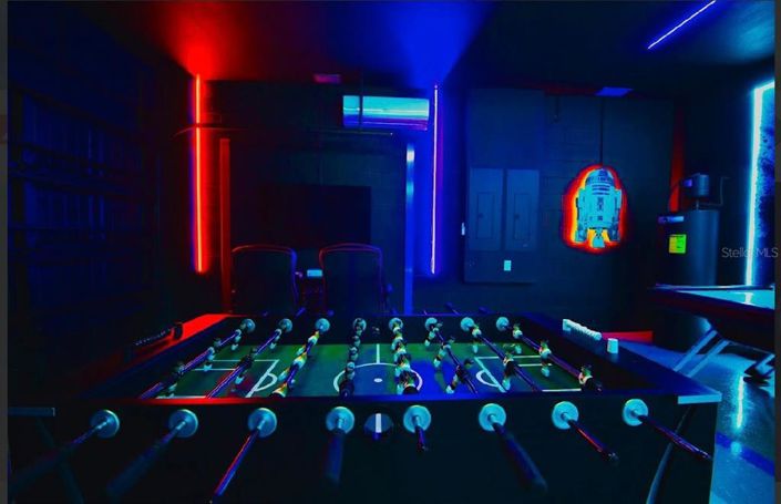 Image No.6-10 Bed Property for sale