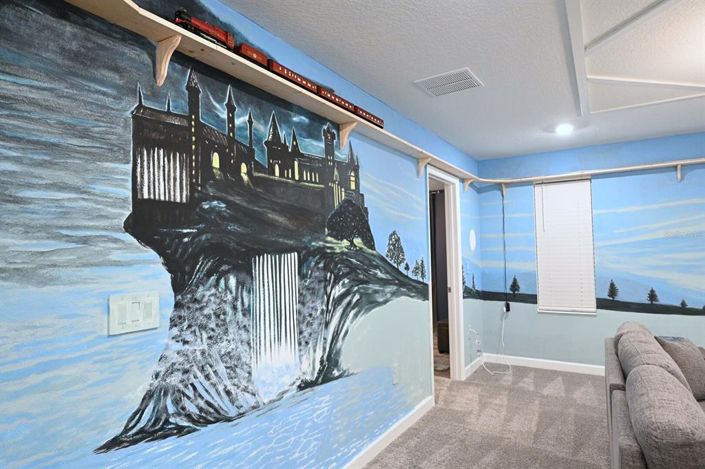 Image No.46-8 Bed Property for sale