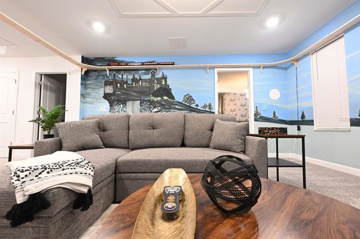 Image No.58-8 Bed Property for sale