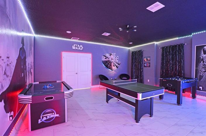 Image No.13-8 Bed Property for sale