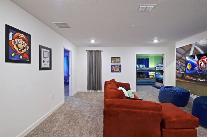 Image No.35-8 Bed Property for sale