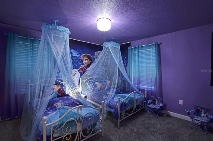 Image No.48-8 Bed Property for sale