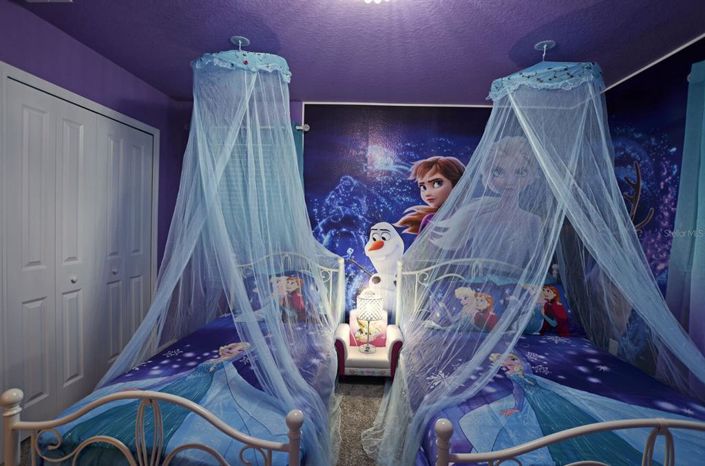 Image No.49-8 Bed Property for sale