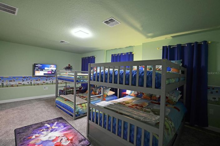 Image No.50-8 Bed Property for sale