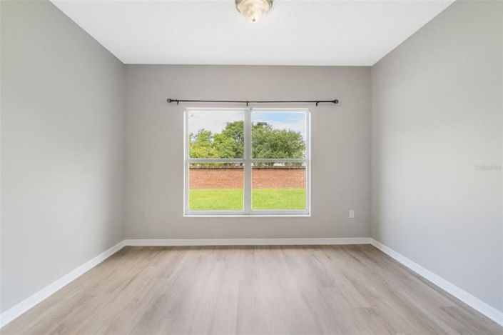 Image No.14-4 Bed Property for sale