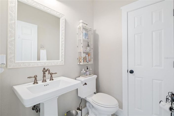 Image No.17-3 Bed Property for sale