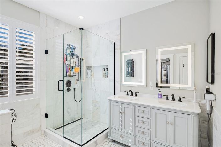 Image No.20-3 Bed Property for sale