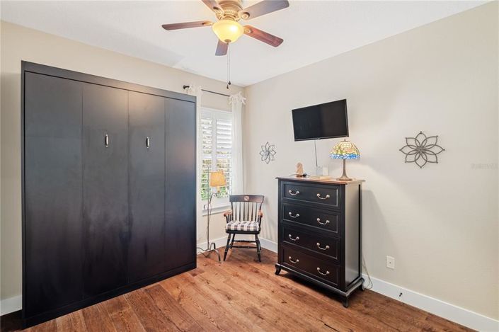 Image No.21-3 Bed Property for sale