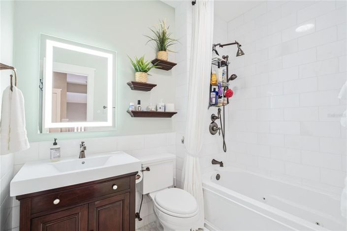 Image No.23-3 Bed Property for sale