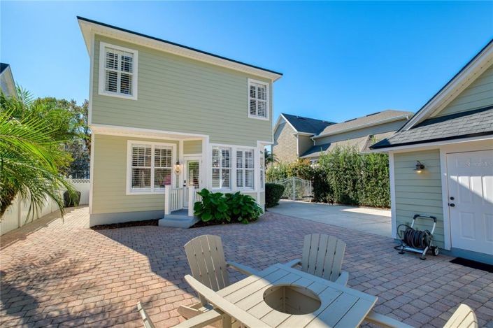 Image No.26-3 Bed Property for sale