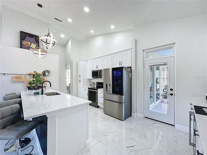 Image No.16-4 Bed Property for sale