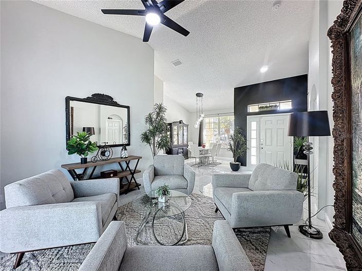 Image No.20-4 Bed Property for sale