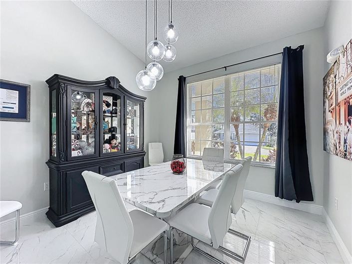 Image No.22-4 Bed Property for sale