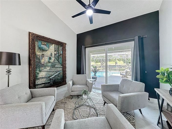 Image No.24-4 Bed Property for sale