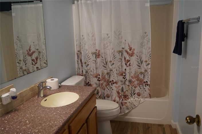 Image No.10-4 Bed Property for sale