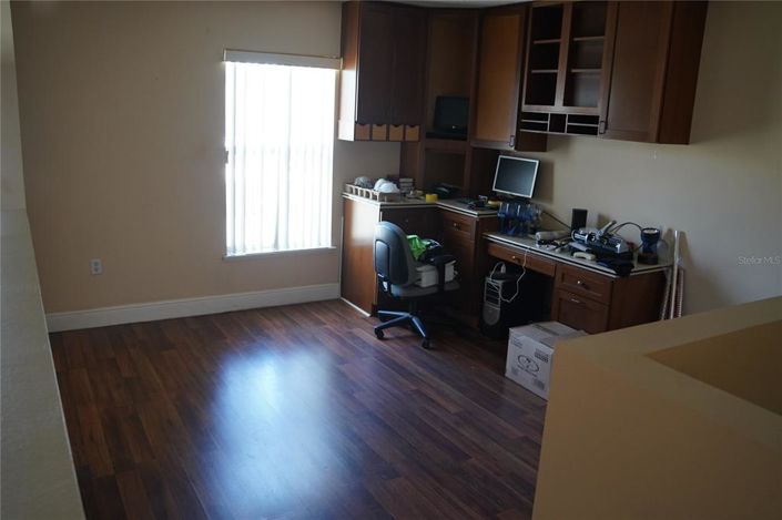 Image No.12-4 Bed Property for sale