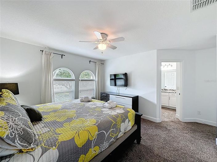 Image No.59-6 Bed Property for sale