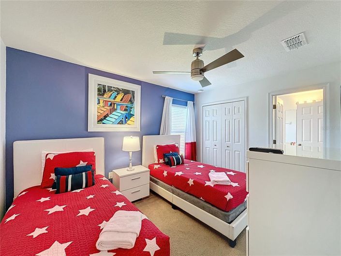 Image No.43-6 Bed Property for sale