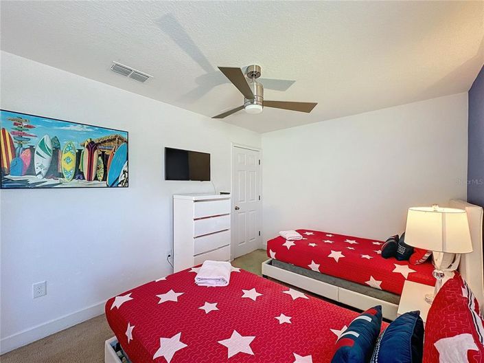 Image No.46-6 Bed Property for sale