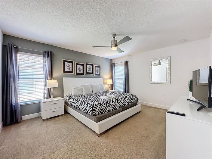 Image No.53-6 Bed Property for sale