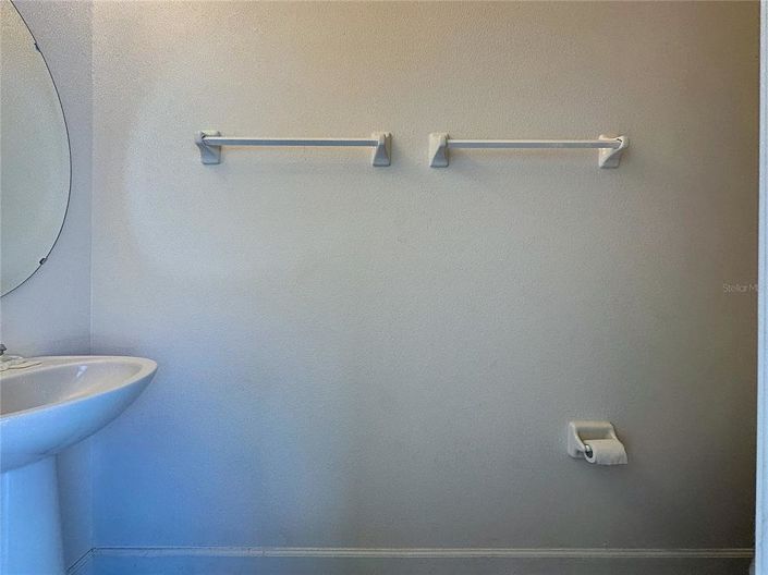 Image No.56-6 Bed Property for sale