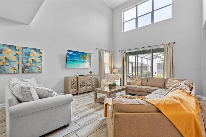 Image No.11-5 Bed Property for sale