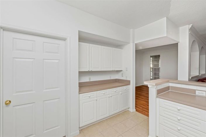 Image No.12-2 Bed Property for sale